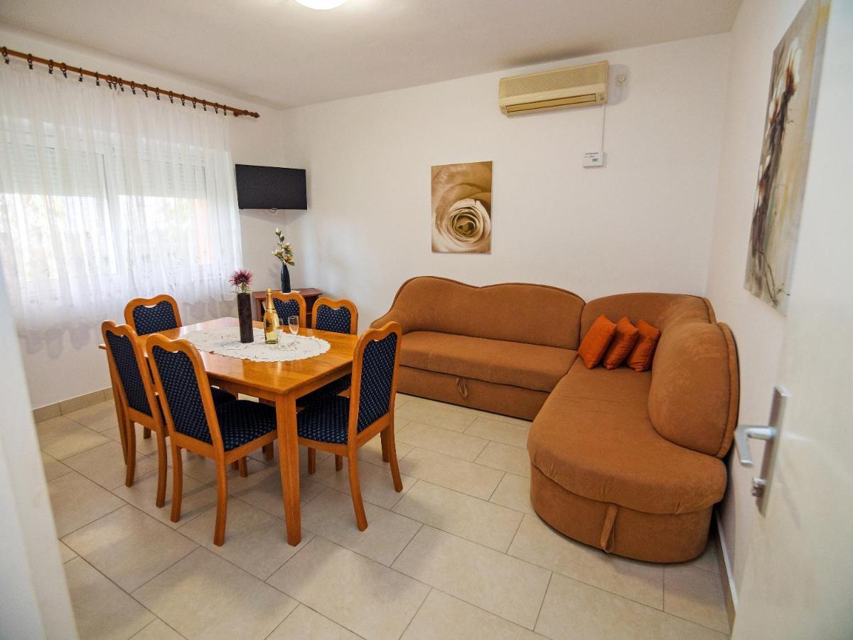 Banjol Apartments Bene מראה חיצוני תמונה