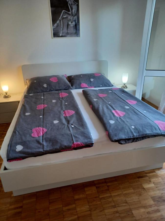Banjol Apartments Bene מראה חיצוני תמונה