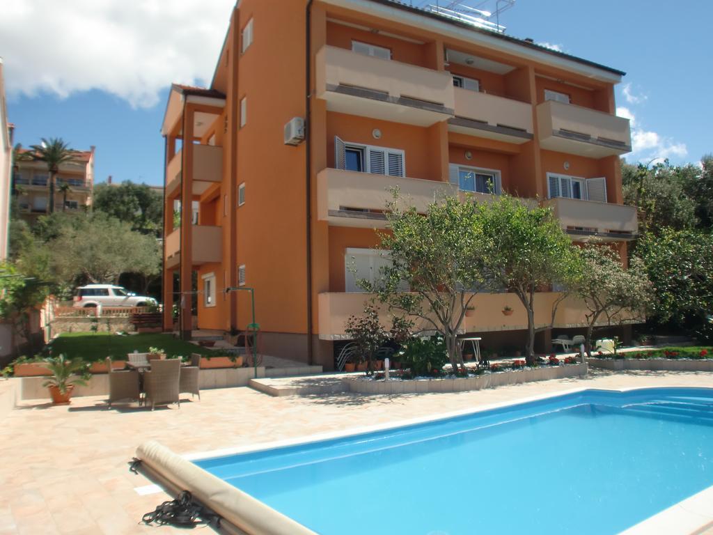 Banjol Apartments Bene מראה חיצוני תמונה